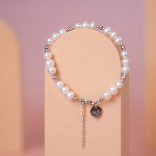 Eden Pearl Bracelet