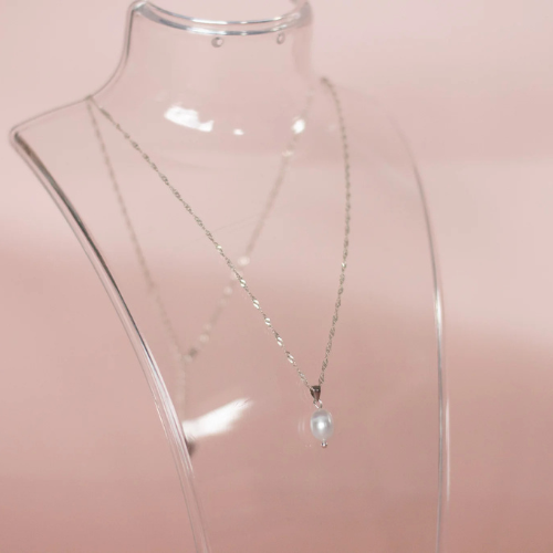Florence Pearl Pendant Necklace